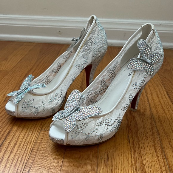 Cinderella Butterfly lace & Crystal Wedding/Cosplay Heels - Picture 1 of 10
